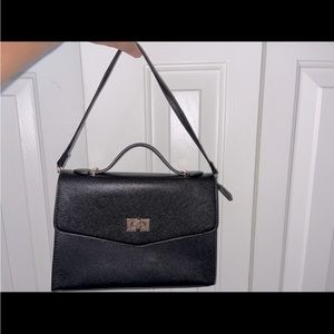 Black shoulder purse